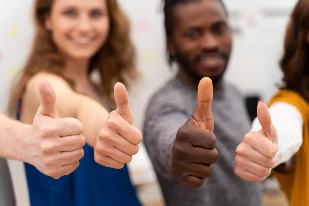 close-up-people-with-thumbs-up